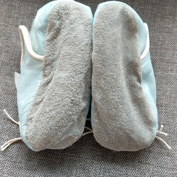 Baby boy Minnetonka MinniMocs - Picture 2 of 4